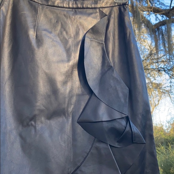 Michael Kors Collection black leather pencil skirt